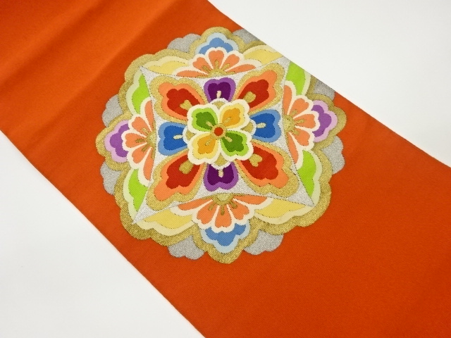 綴れ華文模様織出し名古屋帯